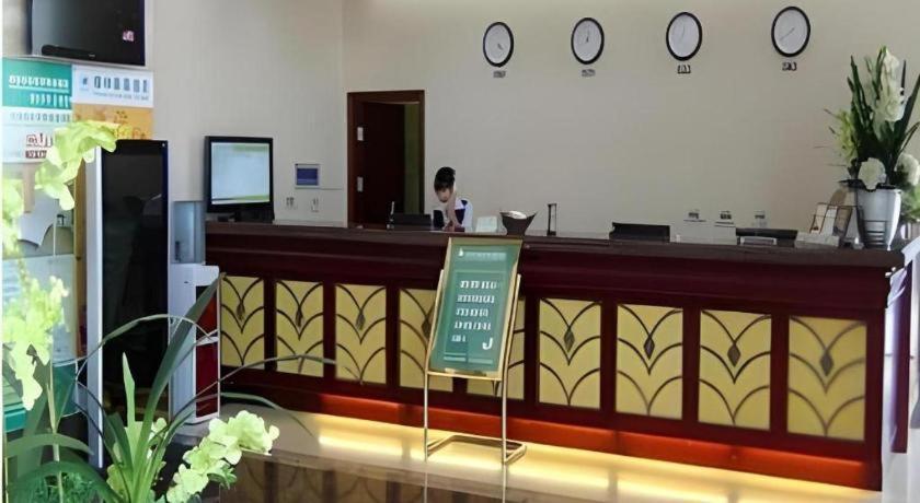 Greentree Inn Tianjin Wuqing Distric Bohai Market Eksteriør billede
